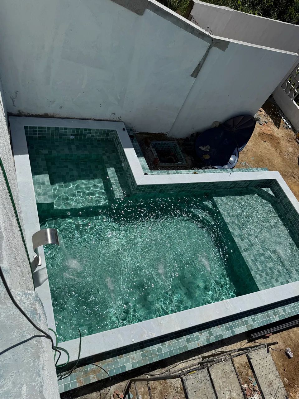 Construímos e reformamos piscinas personalizadas - Foto 5