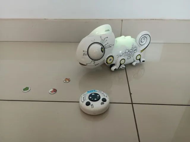 CAMALEÃO ROBÔ