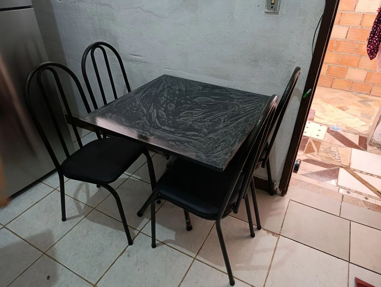 Mesa de 4 cadeiras Bianca Novos  - Foto 3