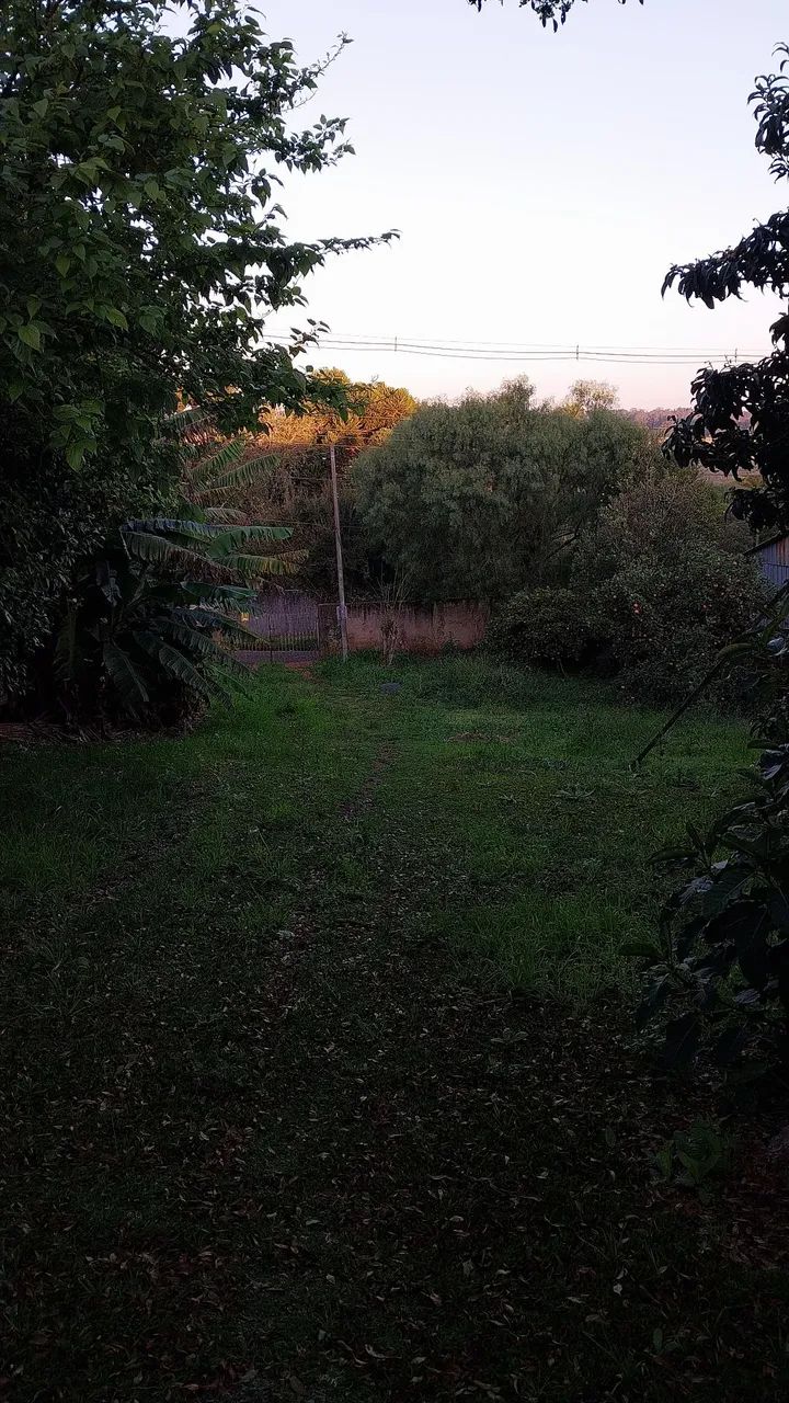 Procuro chácara para morar e tomar conta 