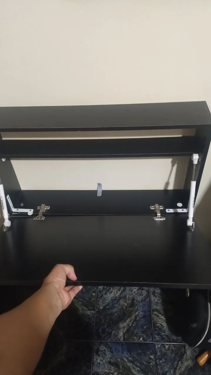 Mesa para notebook de parede 458362605923870720