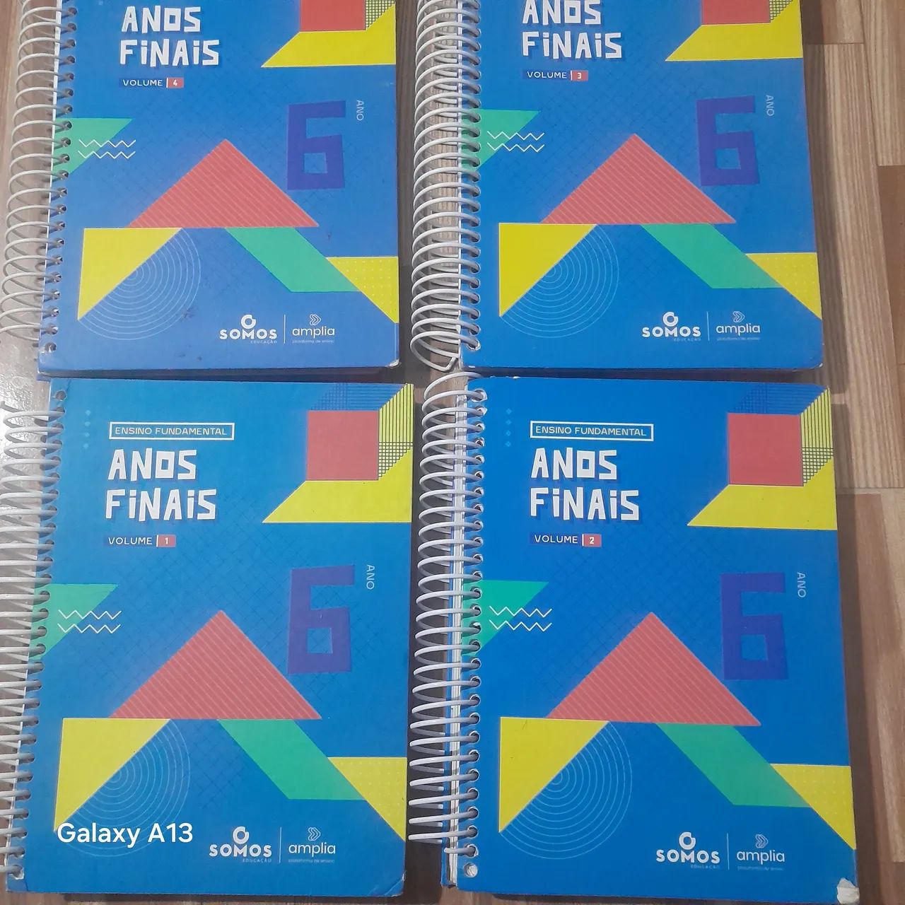 Livros didáticos 