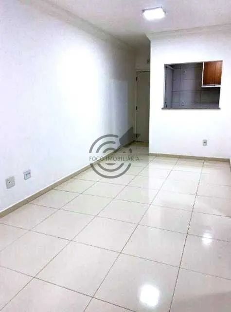 Apartamento 2 dormitórios sendo uma suíte, 2 vagas cobertas. - Foto 3