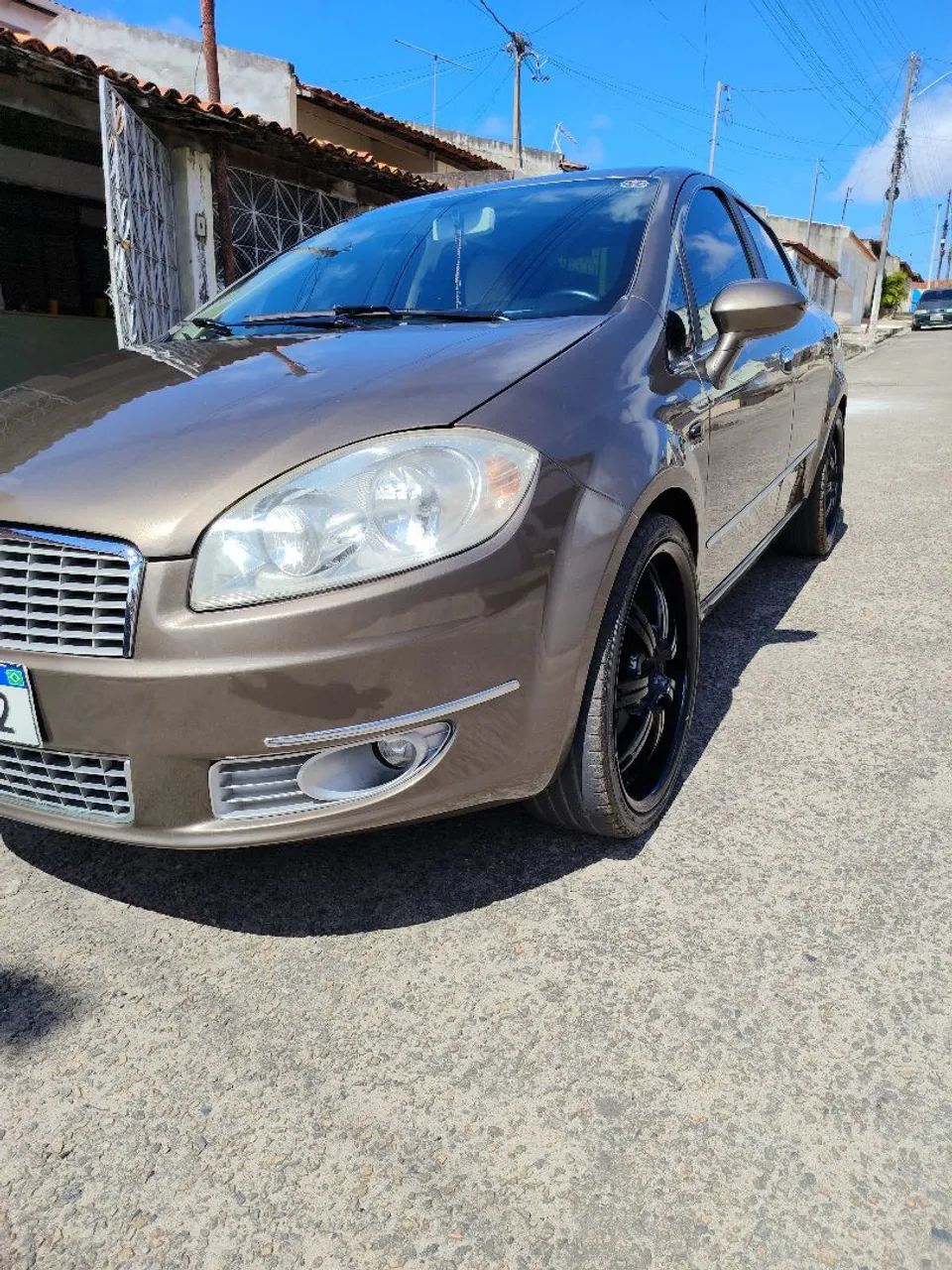Fiat Linea Absolute 1.9/1.8 Flex Dualogic 4P 2010 - Foto 3