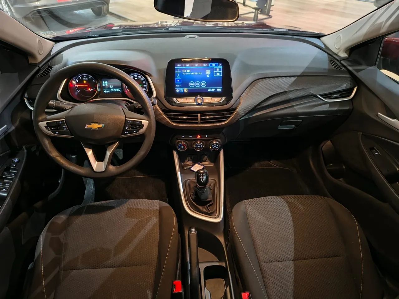 Chevrolet Onix Plus LT 1.0 12V Flex Mec. 4P, foto 14 de 15