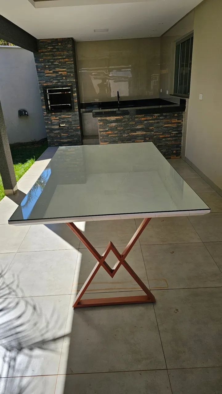 Mesa planejada com vidro - Foto 2