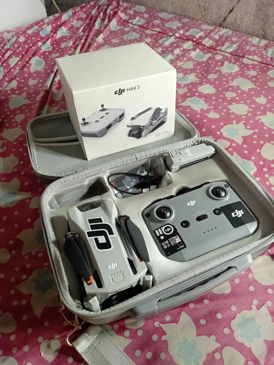 Drone dji mini 3 com bateria plus 45min de voo + beg de transporte  - Foto 4