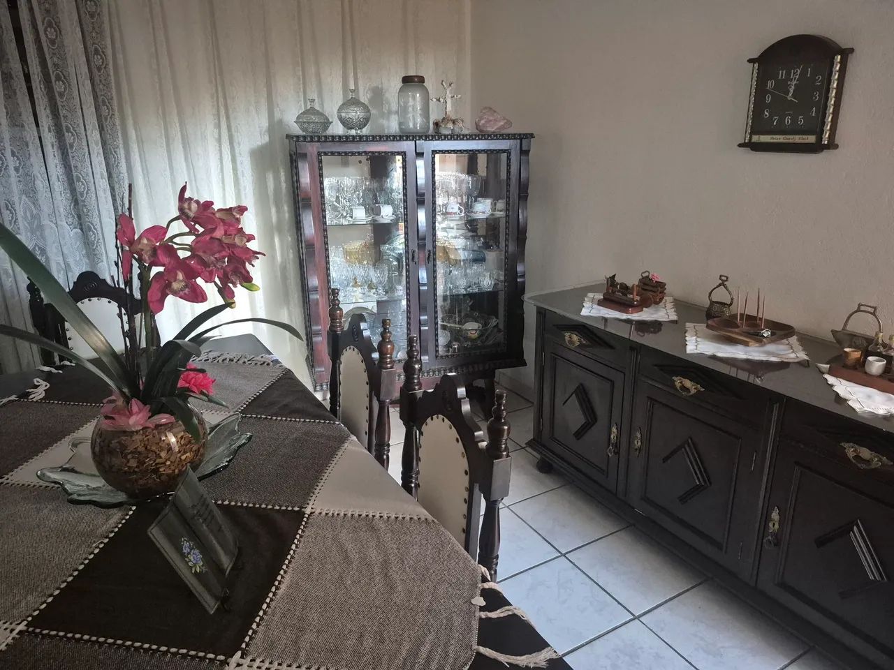 Vendo sala de jantar imbuía  - Foto 5