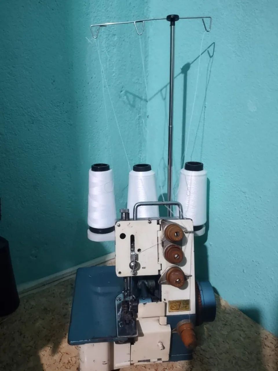 Maquina Overloc - Foto 2