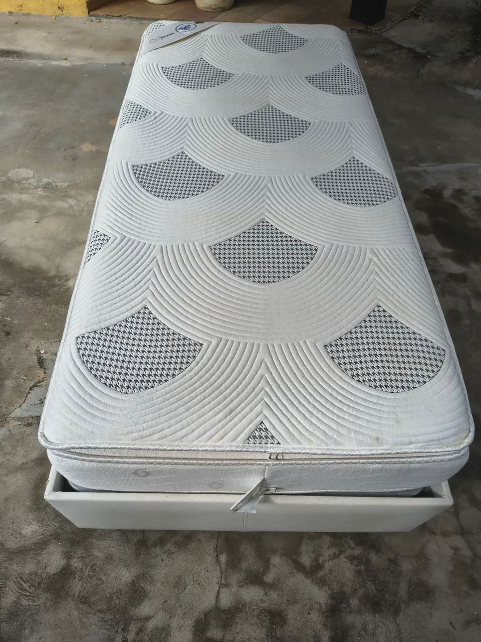 Cama com colchão solteiro  - Foto 4