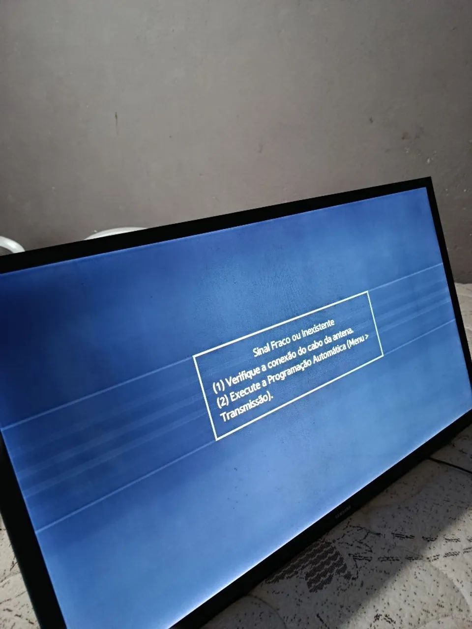 Tv com com defeito - tela liga, porém apresenta problemas - Foto 2