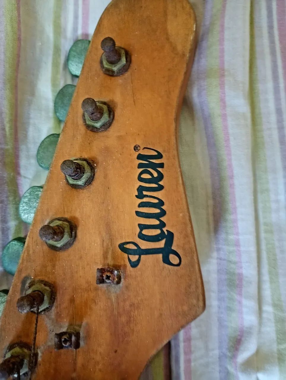 Guitarra antiga  - Foto 2