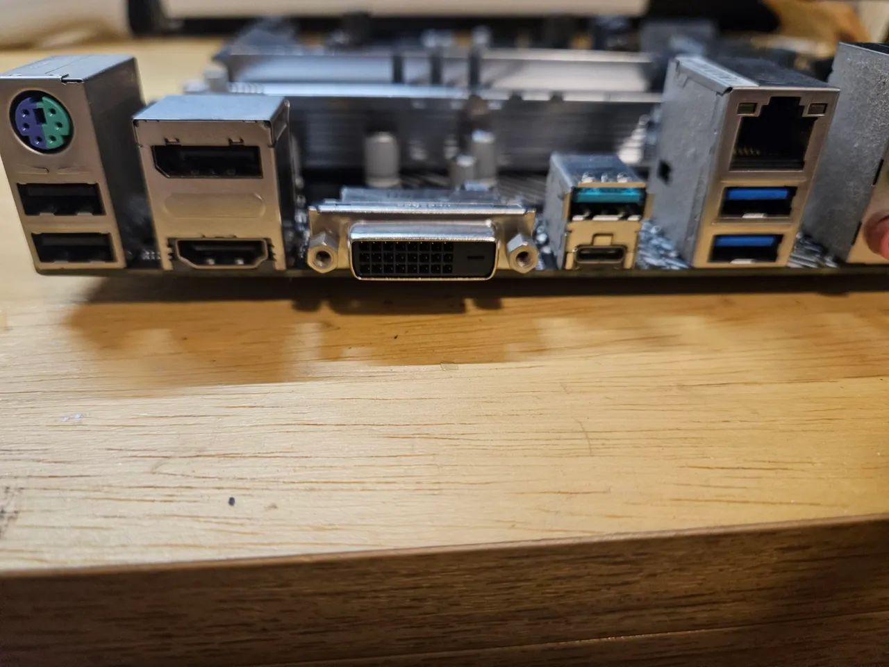 Placa mãe asus prime z490m plus - Foto 2