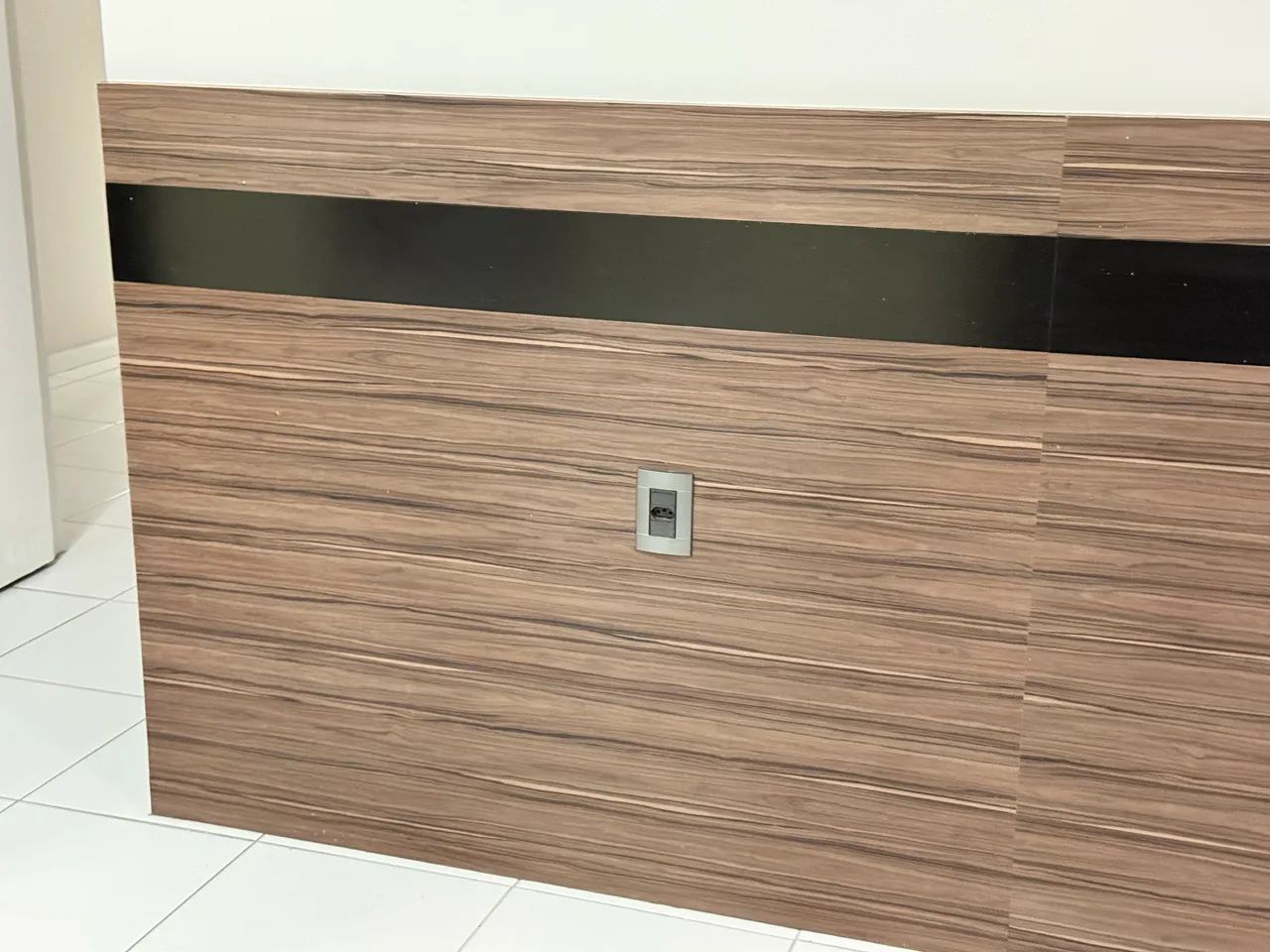 PAINEL COM ESTANTE E CABECEIRA417563305270978562