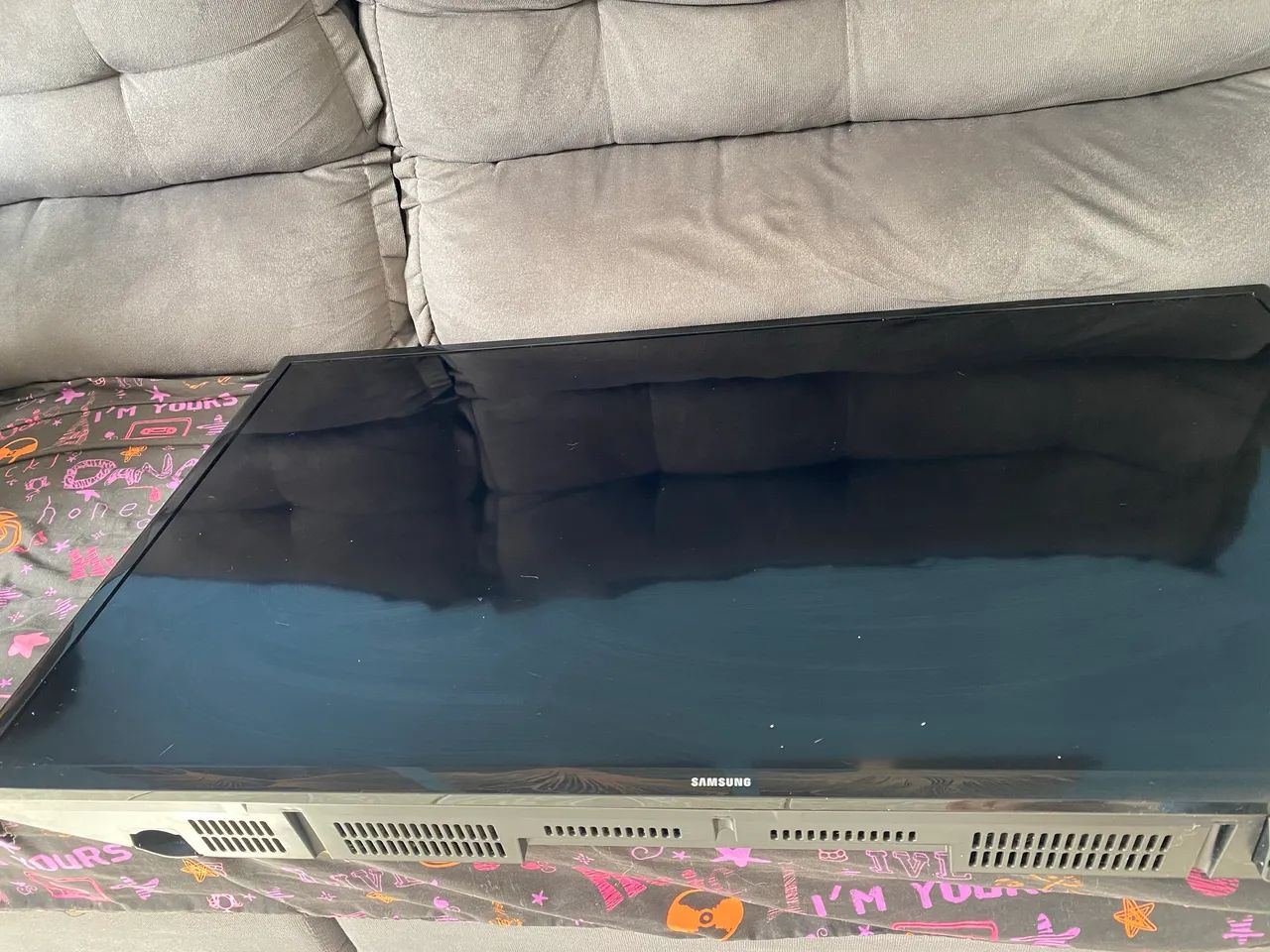 Smart TV queimada para retirada de peças  - Foto 5