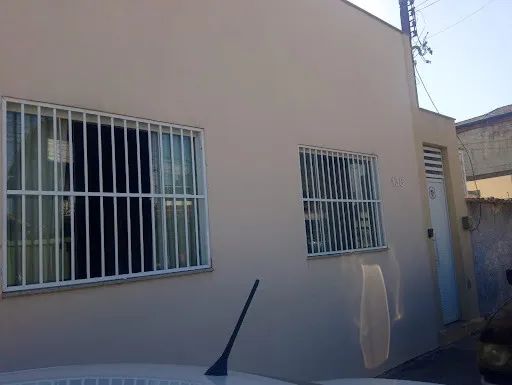 Casa no Centro com 3 quartos com suíte para  Locação   . - Foto 2