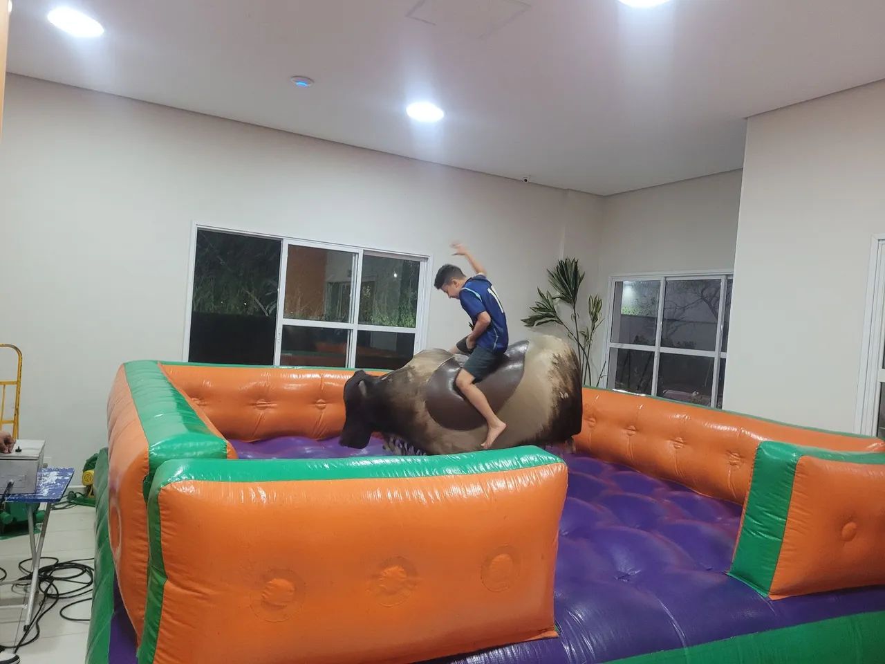 Locação de Touro Mecânico  - Foto 3