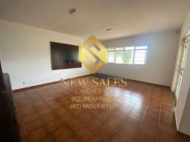 Casa Ampla à Venda no Setor dos Funcionários  Espaço de Sobra! - Foto 5
