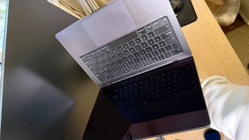 MacBook Pro M4 Pro (24GB RAM) - Chip M4 PRO - Foto 4