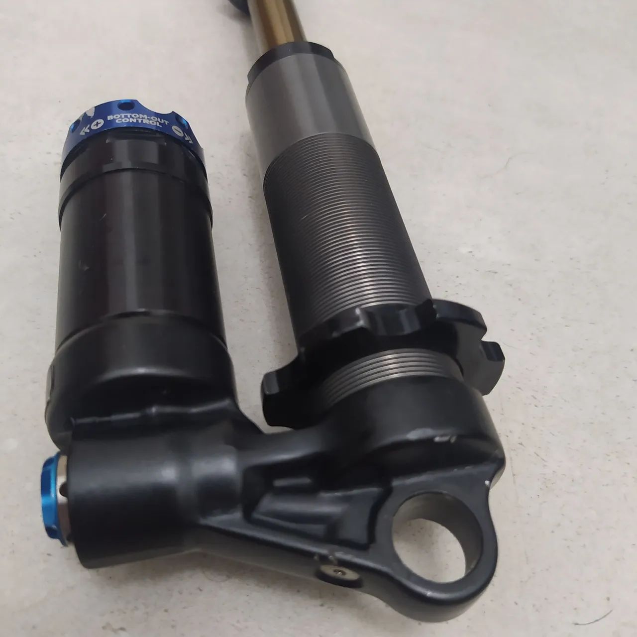 SHOCK RC4 KASHIMA 240mm - Foto 4