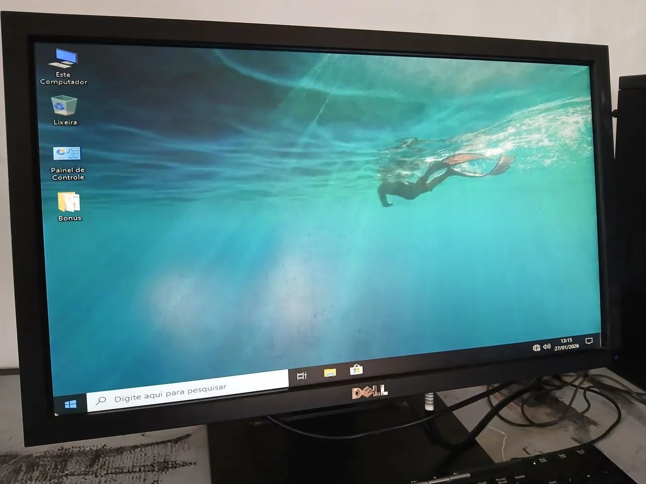 Monitor de 20 polegadas tela Led Seminovo função Vertical e Horizontall  - Foto 2