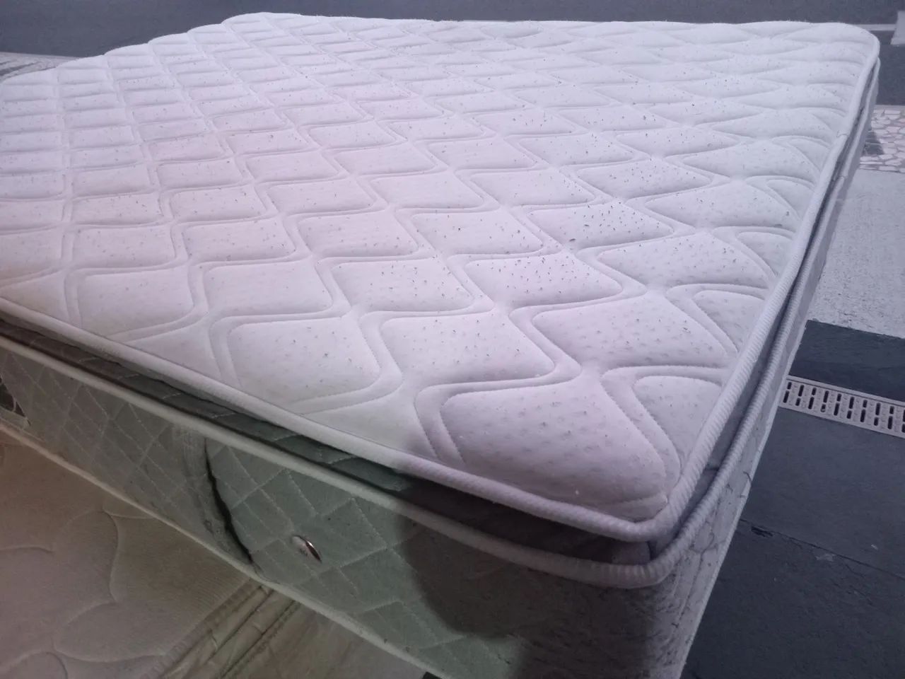Cama box Queen. (Entrego) - Foto 3