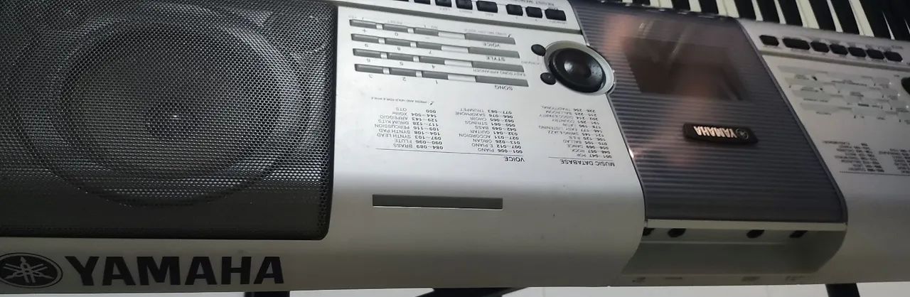 Teclado Yamaha PSR E403 - Foto 4