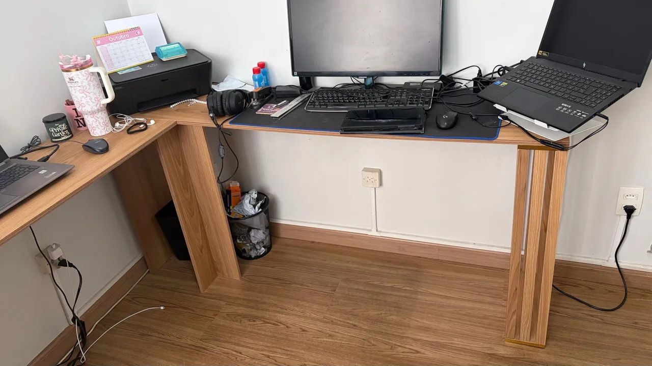 Mesa de escritório em L - Foto 3