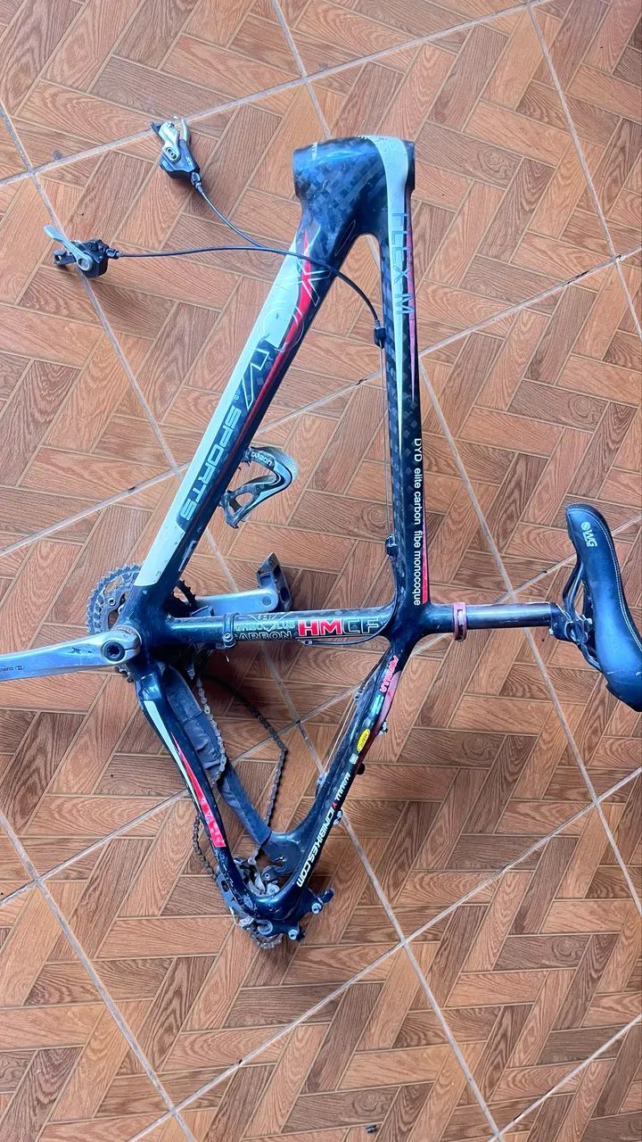 quadro e rodas de bike (carbono) - Foto 3