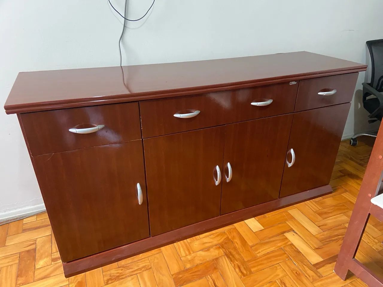 Mesa com 6 cadeira + Buffet + Espelho grande  - Foto 5