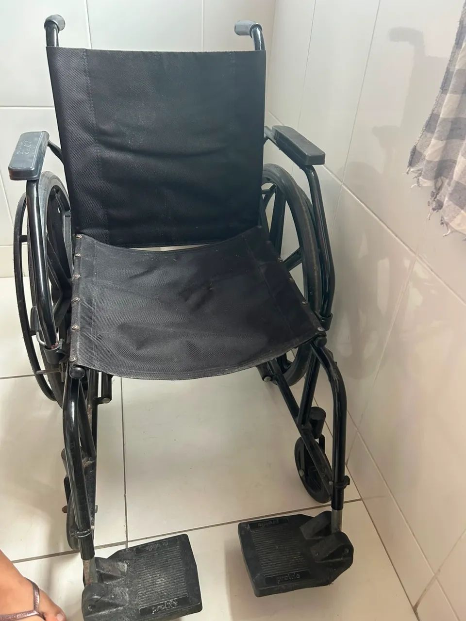 Cadeira de rodas - Foto 4
