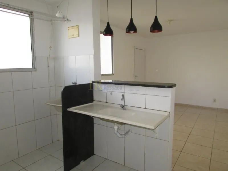 APARTAMENTO DOIS QUARTOS PRIMEIRO ANDAR - Foto 3