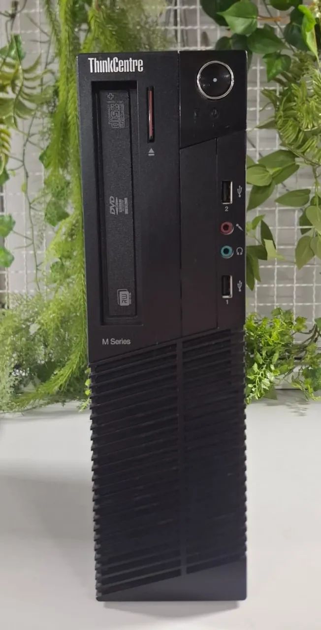 Desktop Lenovo Core i5 / memória 8gb / SSD 240gb 