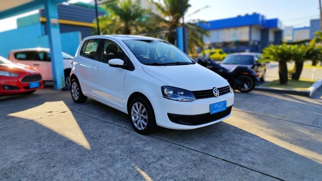Volkswagen Fox 1.6 MI Total Flex 8V 5P 2011 - Foto 3
