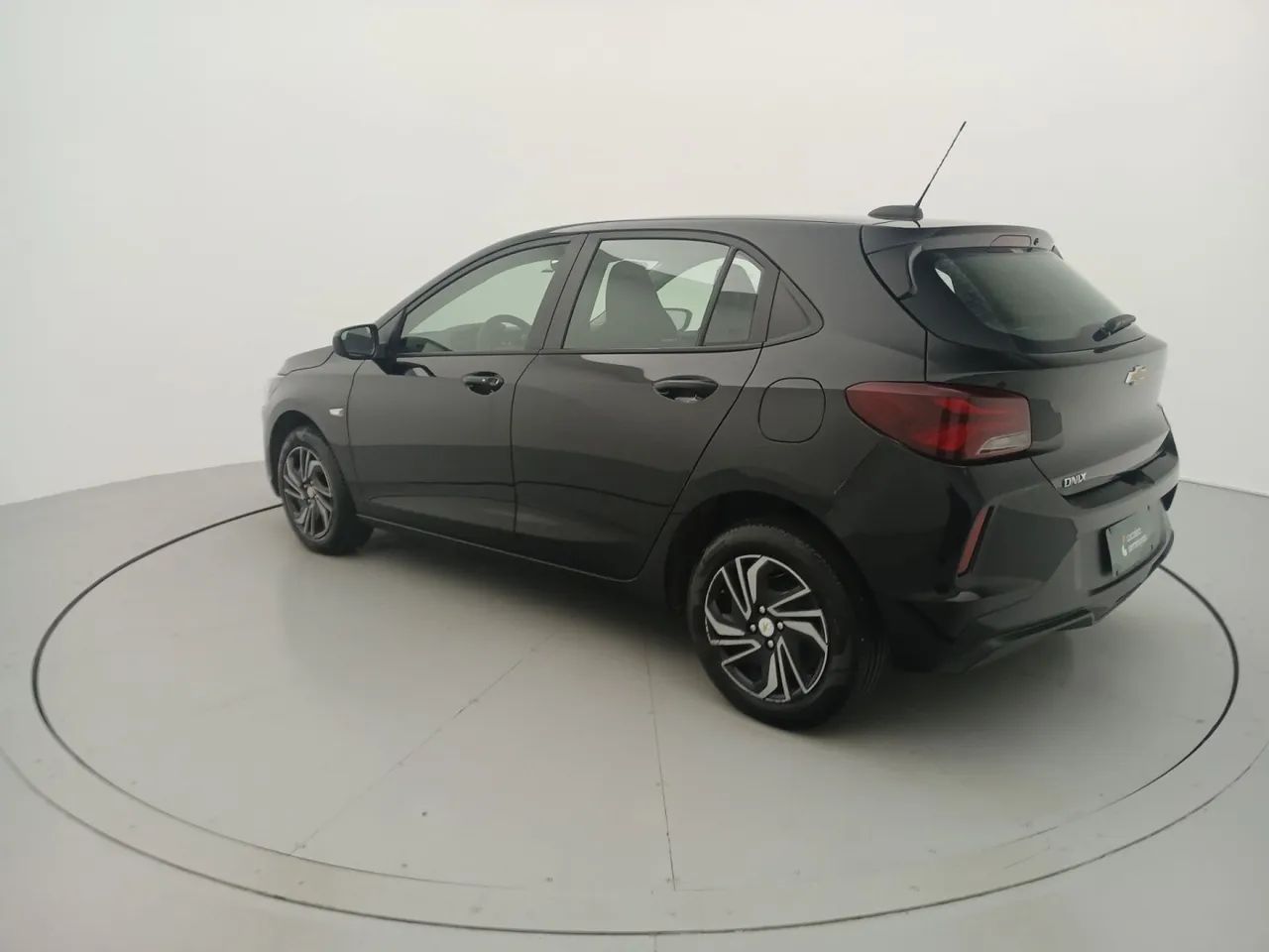 Chevrolet Onix Hatch 1.0 12V Flex Mec. 4P, foto 3 de 18