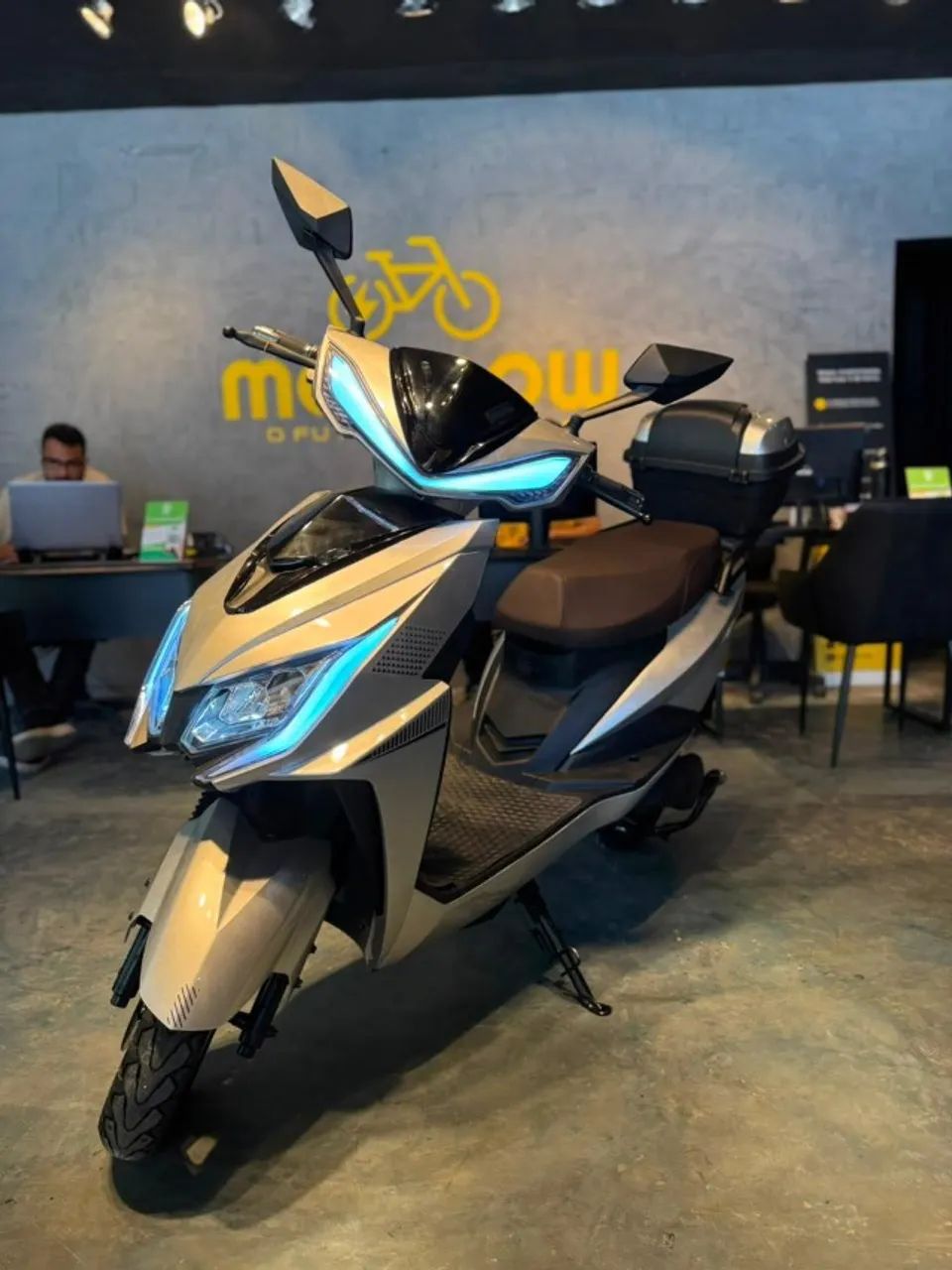 VERSA PLUS PRATA Scooter Elétrica - Foto 2