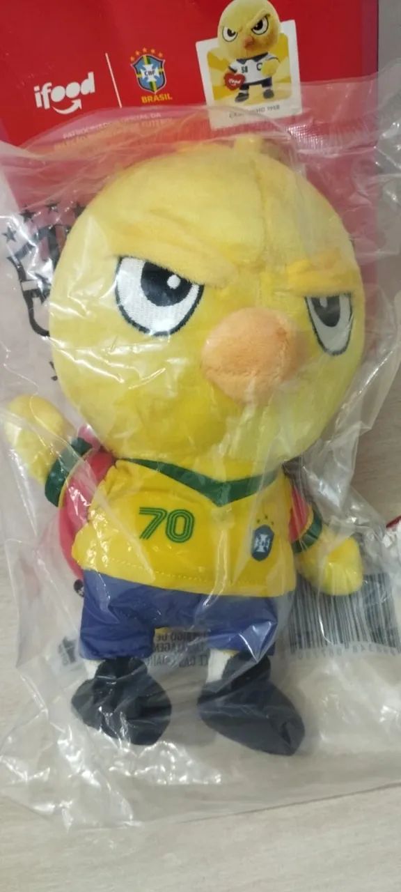 Canarinho Ifood Copa de 70 com o Card  - Foto 2
