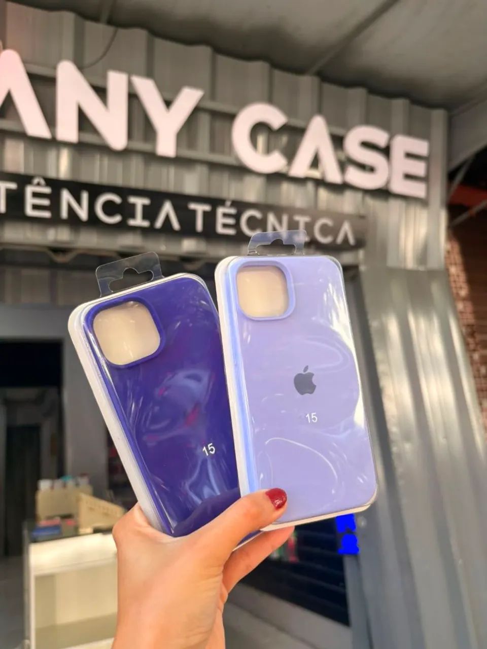 CASE AVELUDADA IP15 - Foto 2