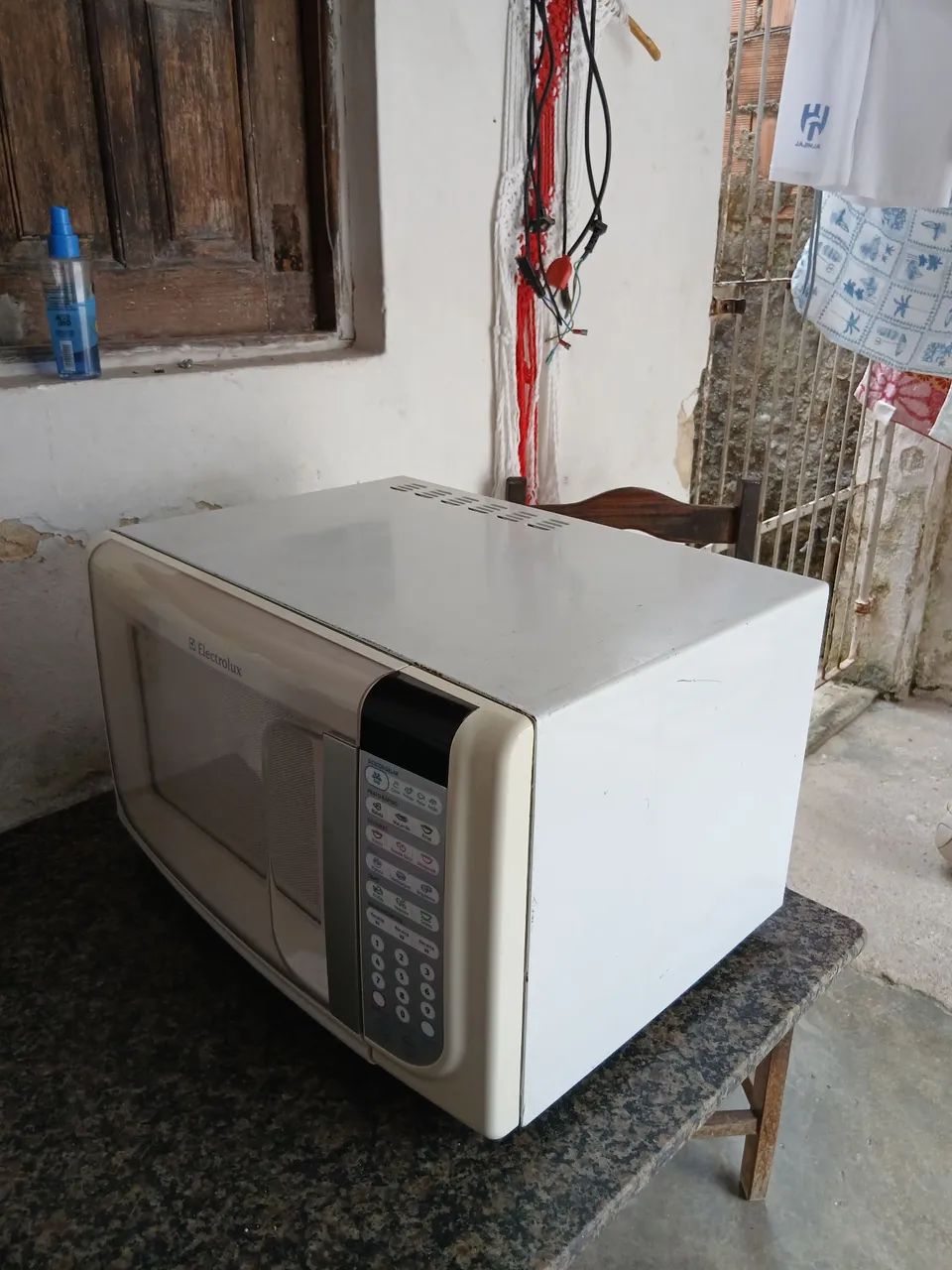 Micro-ondas Electrolux 30lts extra semi novo  - Foto 5