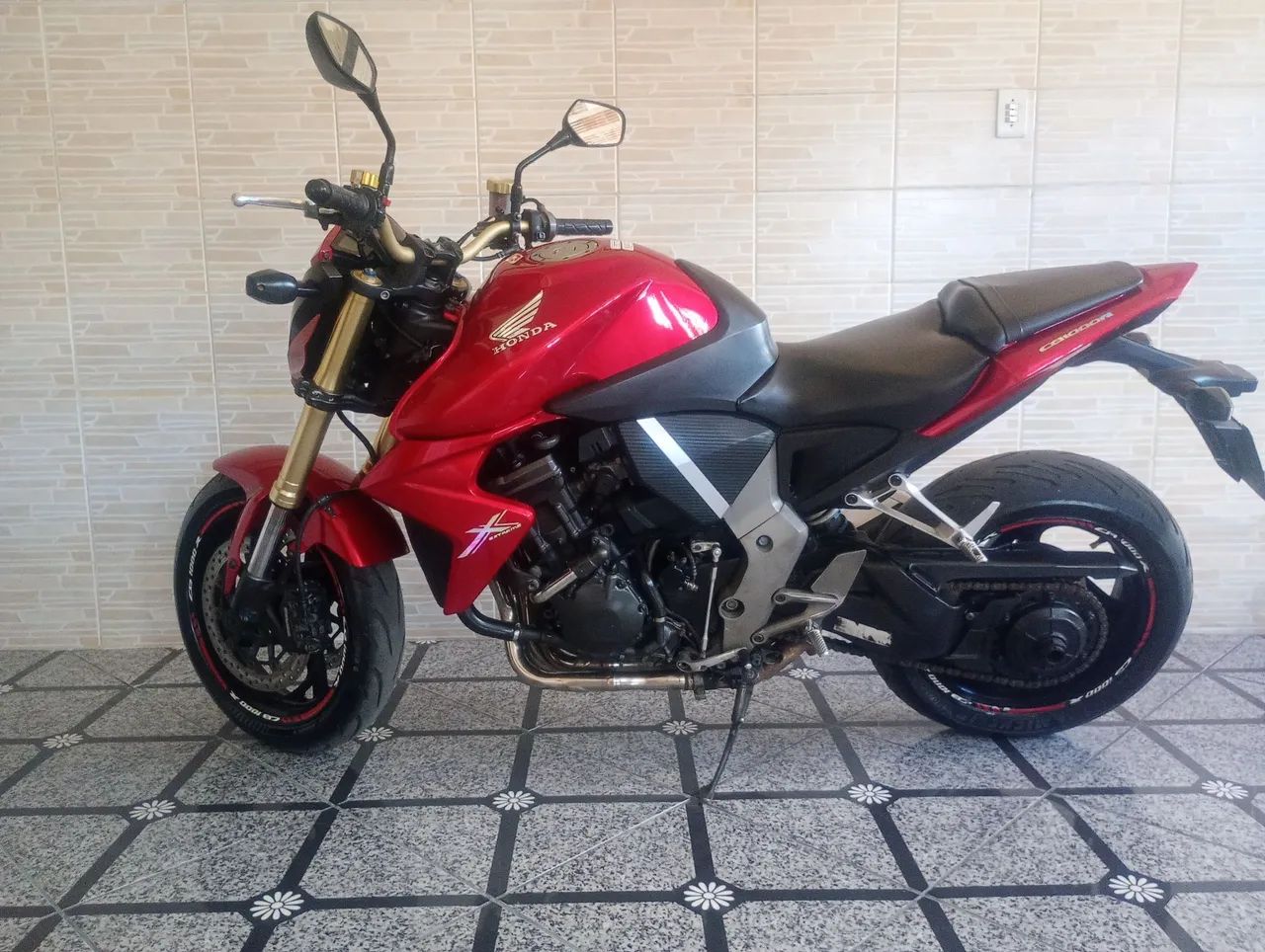 Vendo CB 1000R 