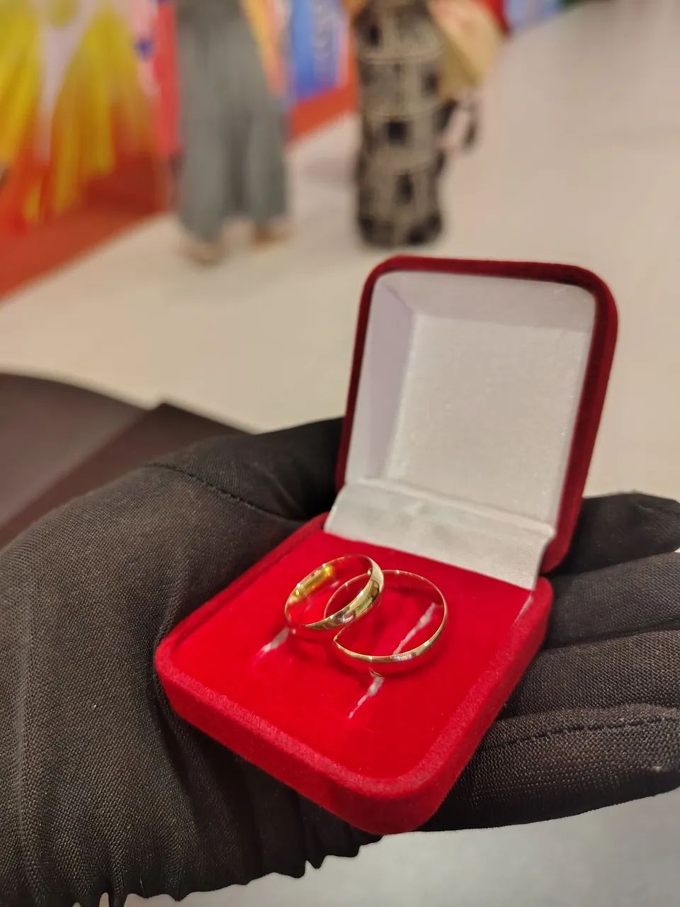 1 par de aliança ouro 18k  - Foto 2