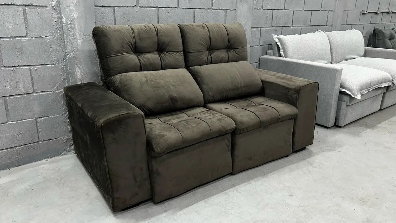 Sofá Retratil e Reclinável 1.80m NOVO ( Última Peça )  - Foto 4