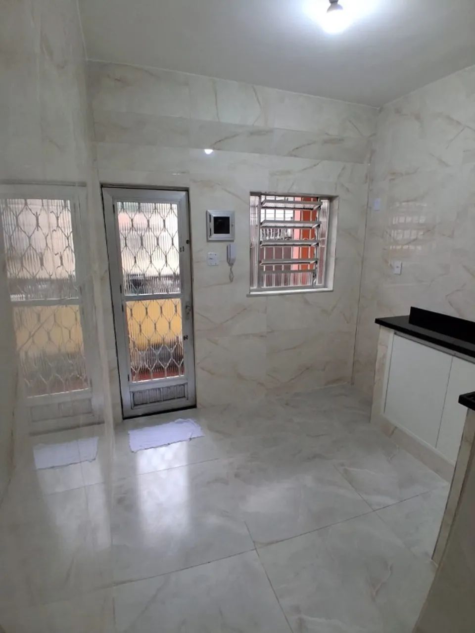Apartamento  todo reformado,1 Quarto , com Closet e Vaga de Garagem! - Foto 2