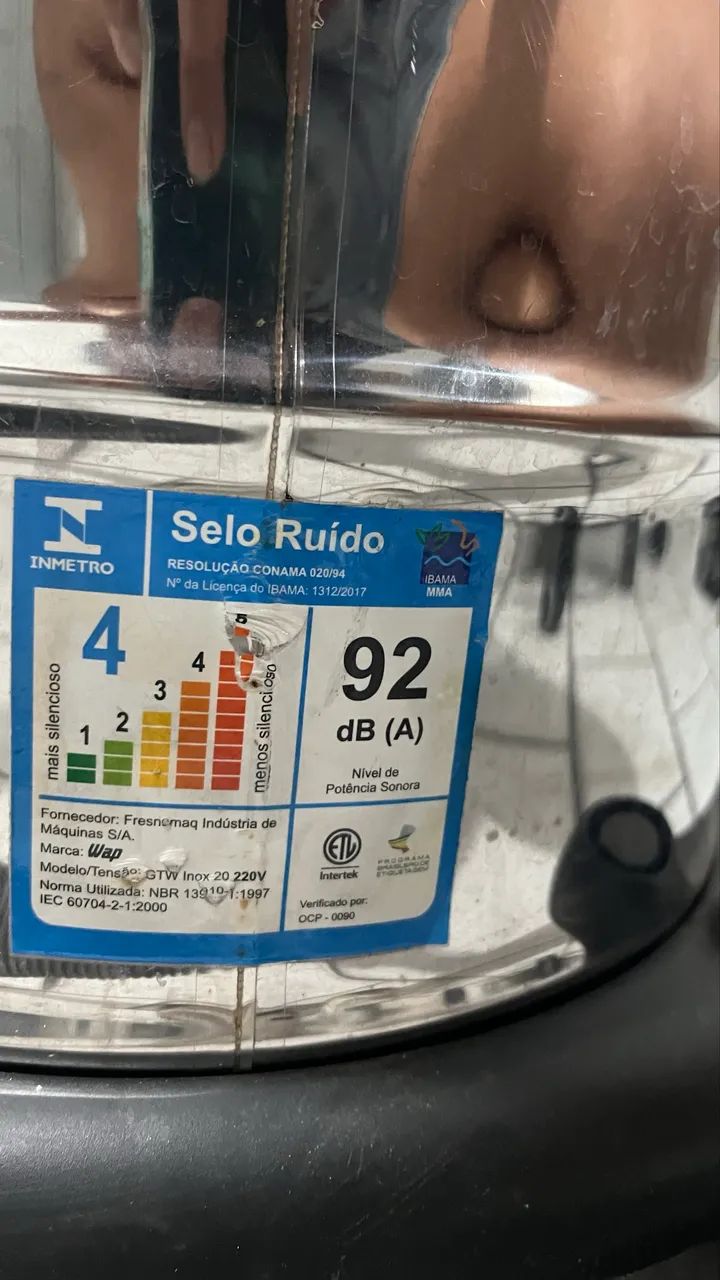 Aspirador de água e pó 