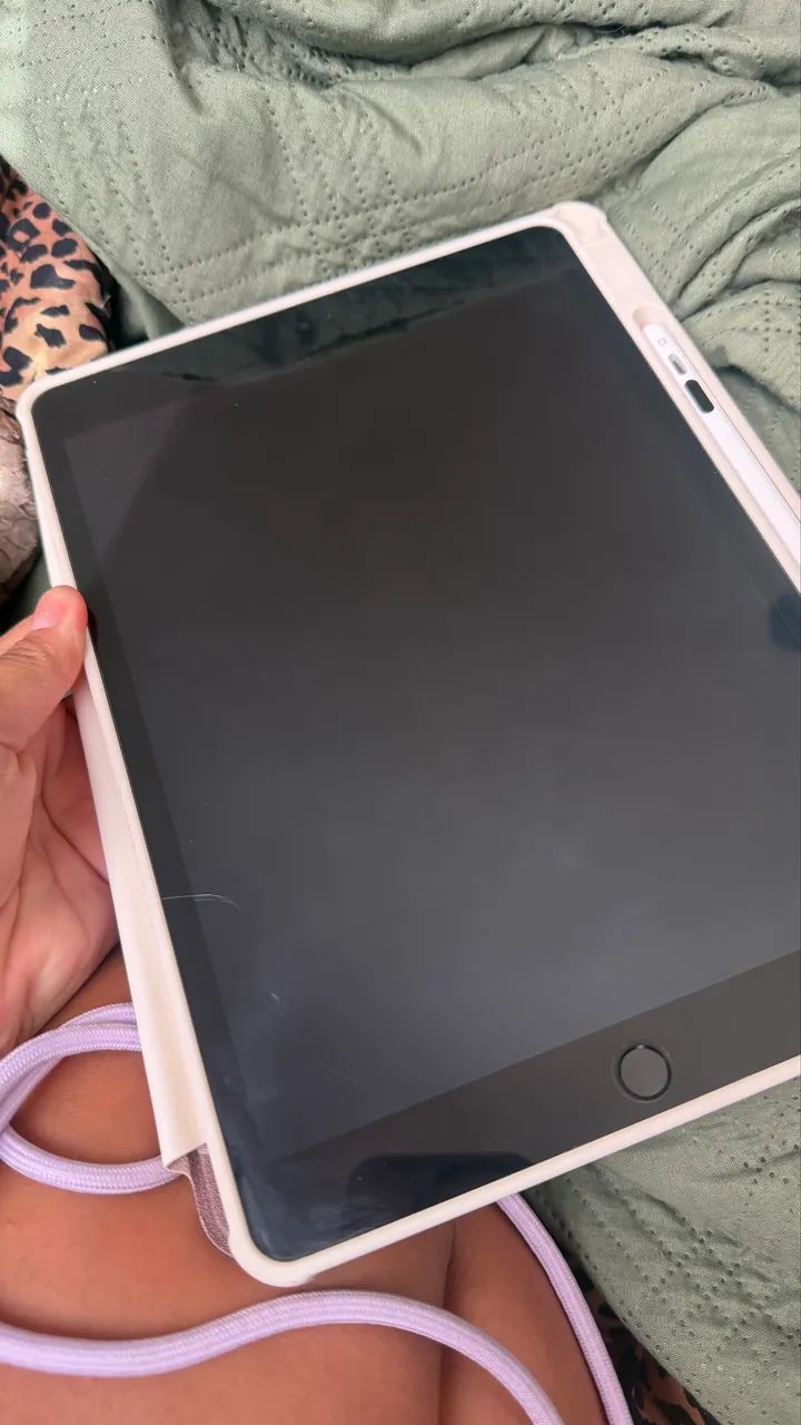 iPad 9 64gb + caneta + capa + teclado (com caixa) - Tablets e E