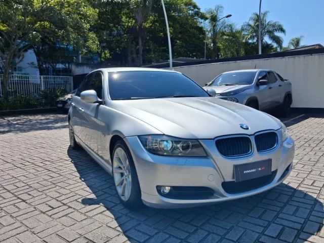 BMW 320I A 2011