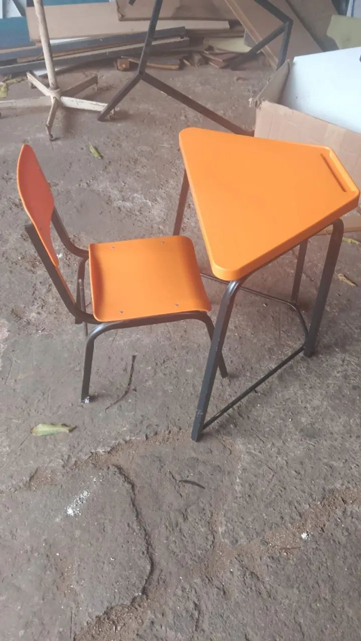 Móveis escolares 
