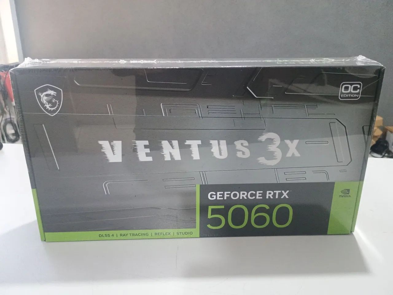 GeForce RTX5060 3x