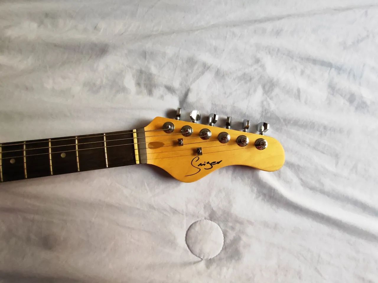 Guitarra Smiger Telecaster com Upgrades - Autografada por Mauro Henrique - Foto 4