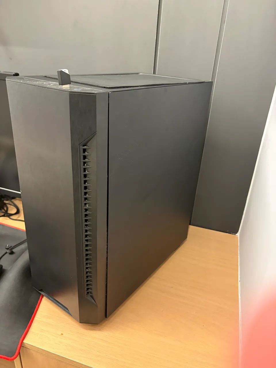 PC GAMER RTX 4060 + Ryzen 7 5800x3d - Foto 3
